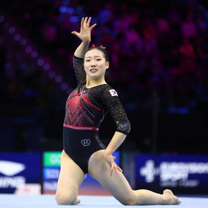 October 19, 2026, Rotterdam, Netherlands: PARK NAYOUNG of South Korea competes on the Floor Exercise during the Women s Qualifications of the 54th Artistic Gymnastics World Championships at the Ahoy Arena in Rotterdam, Netherlands. Rotterdam Netherlands - ZUMAc179 20261019_zep_c179_103 Copyright: xMickaelxChavetx