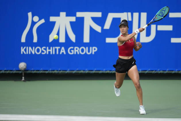 WTA, Tennis Damen Kinoshita Group Japan Open - Day 2 Ann Li of the United States plays during her round of 32 singles match against Emerson Jones of Australia at the 2026 Kinoshita Group Japan Open Women s tennis tournament at Utsubo Tennis Center in Osaka, Japan, on October 20, 2026. Osaka Japan  Copyright: xOwenxHammondx originalFilename:hammond-2026kino261020_npCe6.jpg