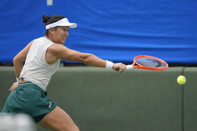 WTA, Tennis Damen Kinoshita Group Japan Open - Day 2 Claire Liu of the United States competes in her round of 32 singles match against Magda Linette of Poland at the 2026 Kinoshita Group Japan Open Women s tennis tournament at Utsubo Tennis Center in Osaka, Japan, on October 20, 2026. Osaka Japan  Copyright: xOwenxHammondx originalFilename:hammond-2026kino261020_npdrJ.jpg