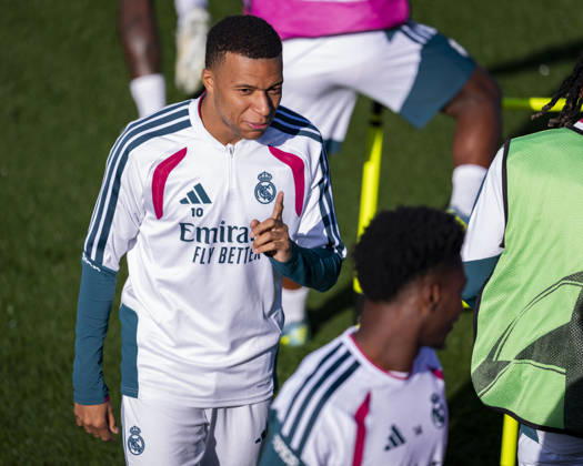 Real Madrid CF Training Session And press conference, PK, Pressekonferenz - UEFA Champions League 2026 27 League Phase MD3 MADRID, SPAIN - OCTOBER 20: Kylian Mbappe of Real Madrid CF is seen training during the training session on day ahead of the UEFA Champions League 2026 27 League Phase MD3 at Ciudad Real Madrid on October 20, 2026 in Valdebebas, Spain. Valdebebas Ciudad Real Madrid Madrid Spain Copyright: xAlbertoxGardinx AGardin_20261020_Rea_Mad_Press_0058