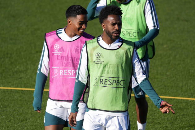 REAL MADRID CF v RB LEIPZIG. CHAMPIONS LEAGUE 2026 2027. ROUND 3. Real Madrid CF s Endrick Felipe Moreira (l) and Vinicius Junior during training session prior to the Champions League round 3 match against RB Leipzig. October 20 2026. (ALTERPHOTOS Acero) MadridSpain Copyright: xAcerox