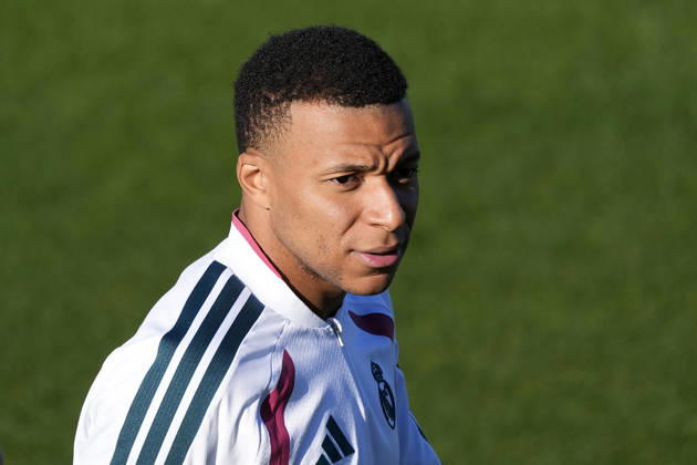 Real Madrid CF s Kylian Mbappe during training session prior to the Champions League round 3 match against RB Leipzig. October 20 2026. (20261020186)