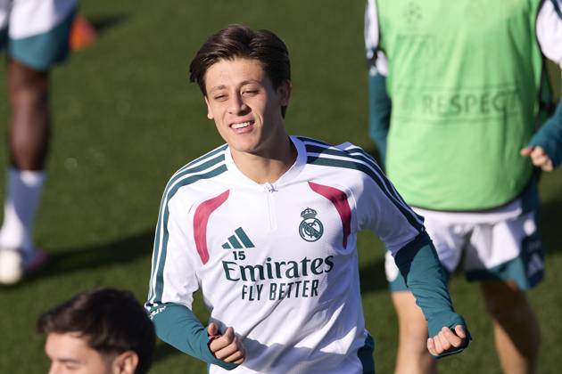 UEFA Champions League 2026 2027 - Real Madrid CF training session in Madrid, Spain - 20 Oct 2026 Arda Guler (Real Madrid CF) is seen in action during a training session on the eve of the UEFA Champions League 2026 2027 match between Real Madrid CF and RB Leipzig. Real Madrid CF is holding its final training session ahead of its third UEFA Champions League game. Madrid Spain Copyright: xFedericoxTitonex xSOPAxImagesx Federico-Titone-1460413