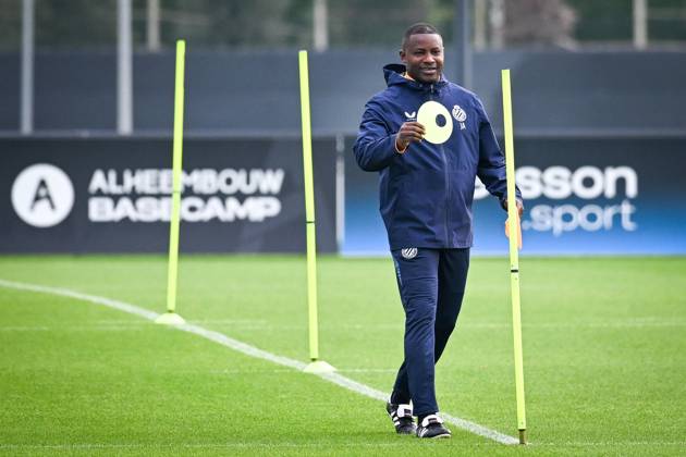 Club Brugge v RC Lens - UEFA Champions League preparations Club Brugge s assistant coach Joseph Akpala pictured during a training session of football team Club Brugge KV, on Tuesday 20 October 2026 at the team s basecamp in Westkapelle (Knokke-Heist), Belgium, as preparation for the the UEFA Champions League game against RC Lens. (Photo News Elias Rom) Knokke-Heist Belgium  Copyright: xPhotonewsx xEliasxRomx