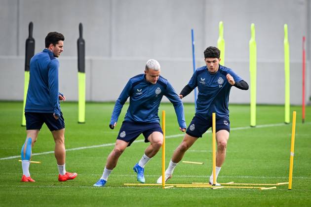 Club Brugge v RC Lens - UEFA Champions League preparations Club Brugge s Hugo Siquet and Andrej Vasovic pictured during a training session of football team Club Brugge KV, on Tuesday 20 October 2026 at the team s basecamp in Westkapelle (Knokke-Heist), Belgium, as preparation for the the UEFA Champions League game against RC Lens. (Photo News Elias Rom) Knokke-Heist Belgium  Copyright: xPhotonewsx xEliasxRomx
