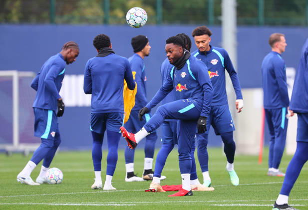RB Leipzig - Training Champions League Leipzig, 20.10.2026, RB Akademie, UEFA Champions League , RB Leipzig - Abschlusstraining am Vortag von Real Madrid v. RBLeipzig , Im Bild: Ridle Baku (17, RB Leipzig) ,