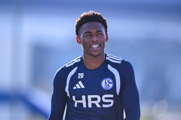 20.10.2026, Fussball, Saison 2026 2027, Bundesliga, Training des FC Schalke 04, Junior Adamu (FC Schalke 04) xRHR-FOTO YYx Copyright: KROEGER RHR-FOTOx RHR-FOTO YY