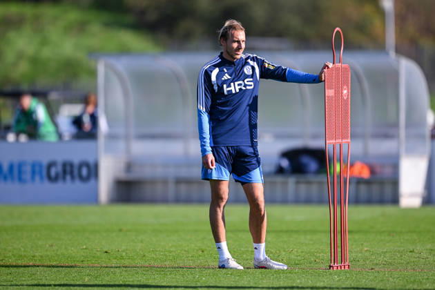 20.10.2026, Fussball, Saison 2026 2027, Bundesliga, Training des FC Schalke 04, Timo Becker (FC Schalke 04) xRHR-FOTO YYx Copyright: KROEGER RHR-FOTOx RHR-FOTO YY