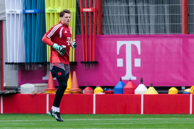 MUNICH, GERMANY - OCTOBER 20: Jonas Urbig (FC Bayern Muenchen, 40) during the training session before the UEFA Champions League match between FC Bayern Muenchen vs. Arsenal FC at Trainingsgelaende an der Saebener Str on October 20, 2026 in Munich, Germany. Bavaria Germany Copyright: xSteffiexWunderlx