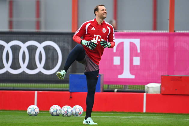 Manuel NEUER (Torwart Bayern Muenchen), Aktion,Einzelaktion,Einzelbild, Freisteller,Ganzkoerperaufnahme,ganze Figur Fussball Champions League,Saison 2026 27, Ligaphase ABSCHLUSSTRAINING am 20.10.2026 FC Bayern Muenchen - FC Arsenal