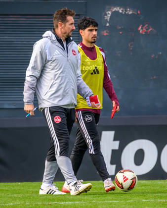 20.10.2026 - Fussball - 2. Fussball - Bundesliga - Saison 2026 2027 - 1. FC Nürnberg Nuernberg FCN ( Club ) - Training - Sportfoto Zink - xwoxzix - Miroslav Miro Klose ( Trainer 1. FC Nürnberg FCN ) Can Yahya Moustfa (28, 1. FC Nürnberg FCN )
