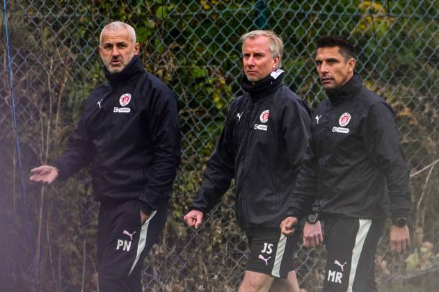 Co-Trainer Peter Nemeth Jens Schuster Trainer Marcel Rapp ( Pauli ) Deutschland , Hamburg , Trainingsgelände an der Kollaustrasse , Fussball , 2. Bundesliga , FC St Pauli