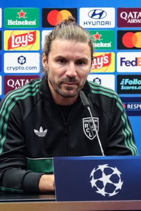 Lens head coach Yannick Cahuzac pictured during a press conference, PK, Pressekonferenz of French soccer team Racing Club de Lens, Tuesday 20 October 2026 in Brugge. The team is preparing for the third game in the UEFA Champions League league phase against Club Brugge tomorrow. BRUNOxFAHY  x190403372x