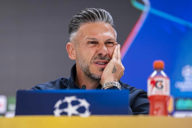 RB Leipzig Training Session And press conference, PK, Pressekonferenz - UEFA Champions League 2026 27 League Phase MD3 MADRID, SPAIN - OCTOBER 20: Martin Demichelis, head coach of RB Leipzig, speaks during the press conference on day ahead of the UEFA Champions League 2026 27 League Phase MD3 at Estadio Bernabeu on October 20, 2026 in Madrid, Spain. Madrid Estadio Bernabeu Madrid Spain Copyright: xAlbertoxGardinx AGardin_20261020_Leipzig_Press_0055