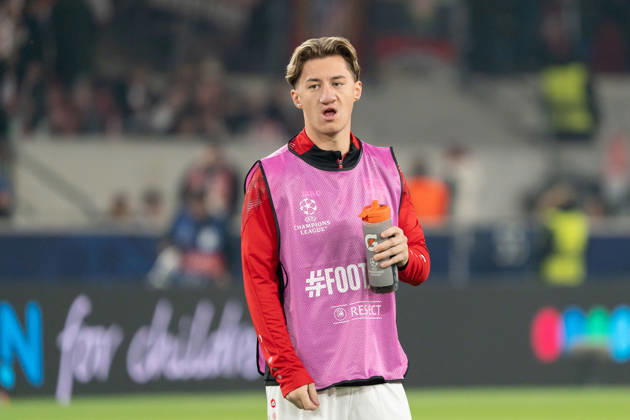 Warm-Up, aufwärmen Angelo Stiller (VfB Stuttgart, 06), GER, VfB Stuttgart vs. AtlÃ tico Madrid, Fussball, UEFA Champions League, Spieltag 3, Spielzeit 2026 2027, 20.10.2026, GER, VfB Stuttgart vs. AtlÃ tico Madrid, Fussball, UEFA Champions League, Spieltag 3, Spielzeit 2026 2027, 20.10.2026, Stuttgart Copyright: xEibner-Pressefoto EdwardxCheungx EP_ECG