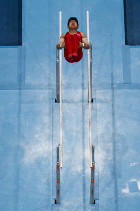 261020 Haonan Yang of China competes in parallel bars during men s team final on day four of the 2026 Artistic Gymnastics World Championships on October 20, 2026 in Rotterdam. Photo: Joel Marklund BILDBYRÅN kod JM JM0861 bbeng artistisk gymnastik artistic gymnastics gymnastik-vm vm artistic gymnastics world championships final lagfinal team final Copyright: JOELxMARKLUND BB261020JM018