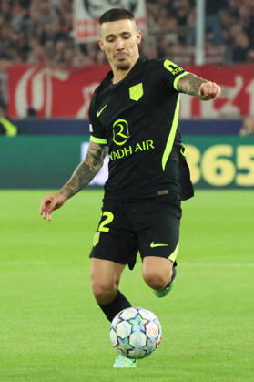 20.10.2026, xrekx, Fussball UEFA Champions League, VfB Stuttgart - Atletico Madrid v.l. Alejandro Grimaldo (AtlÃ tico Madrid) Stuttgart