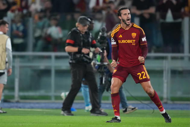 Roma’s Mario Hermoso celebrates after scoring during the UEFA Champions League Phase - Matchday 3 soccer match between AS Roma-Slovan Bratislava at the Rome s Olympic stadium, Italy - Tuesday October 20, 2026 - Soccer ( Photo by Alfredo Falcone LaPresse )  Copyright: xAlfredoxFalcone LaPressex