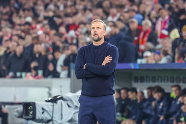 20.10.26 VfB Stuttgart - Atletico Madrid Deutschland, Stuttgart, 20.10.2026, Fussball, UEFA Champions League, Saison 2026 2027, VfB Stuttgart - Atletico Madrid: Sebastian Hoenß (Trainer VfB Stuttgart).