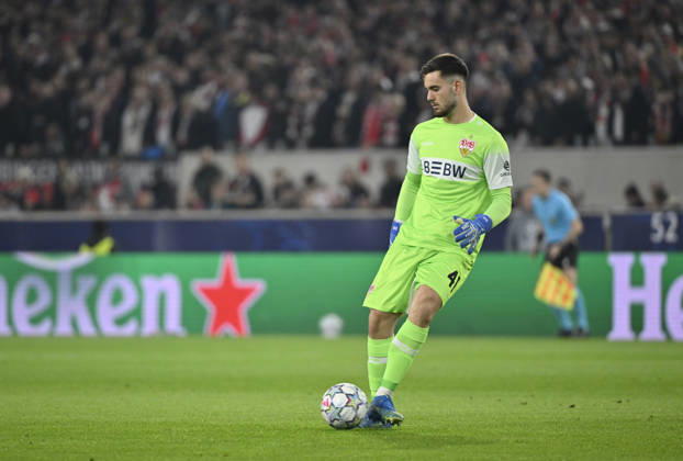 Torwart Dennis Seimen VfB Stuttgart (41) Aktion Champions League VfB Stuttgart vs Atletico Madrid 20.10.2026 DFL REGULATIONS PROHIBIT ANY USE OF PHOTOGRAPHS AS IMAGE SEQUENCES AND OR QUASI-VIDEO Champions League VfB Stuttgart vs Atletico Madrid
