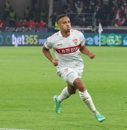 Stuttgart , Fußball UEFA Champions League VfB Stuttgart vs. Atletico Madrid , Jubel Stuttgart nach dem Tor zum 1 . 0 von Jamie Leweling