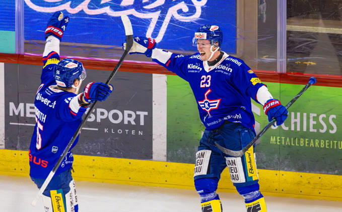Ice hockey, Eishockey National League Regular Season - EHC Kloten vs Lausan Kloten, Switzerland, 20th Oct 2026: 53rd minute of the game: 23 Simon Johansson celebrates, putting Kloten ahead 3-2. 55 Max Lindroth (Kloten) also celebrates. Copyright: xAndreasxHaasx