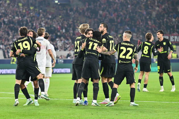STUTTGART, GERMANY; 20. OCTOBER: Atletico celebrate the goal to make it 1-1 by Julian ALVAREZ (Atletico Madrid 19) Tor Torschuetze Freude Happy during the UEFA Champions League Match between VfB Stuttgart vs. Atletico Madrid at Matchday 3 at MHP Arena Copyright: xBEAUTIFULxSPORTS Goldbergx