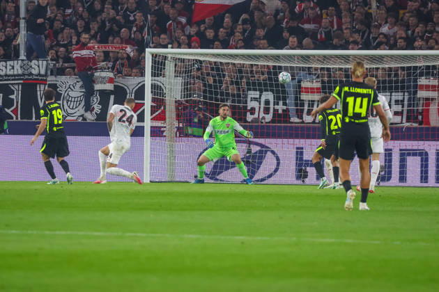 20.10.26 VfB Stuttgart - Atletico Madrid Deutschland, Stuttgart, 20.10.2026, Fussball, UEFA Champions League, Saison 2026 2027, VfB Stuttgart - Atletico Madrid: Julian Alvarez (Atletico Madrid); Tor 1:1 Alvarez.