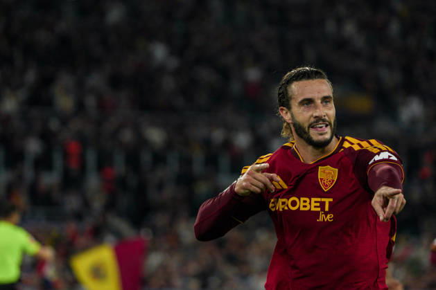 IPA89962929 - Mario Hermoso of AS Roma during the AS Roma vs. Slovan Bratislava UEFA Champions League soccer match in Rome, Italy, on October 20, 2026  Copyright: xRaffaelexConti IPAxSportx xx IPA89962929 IPA89962929