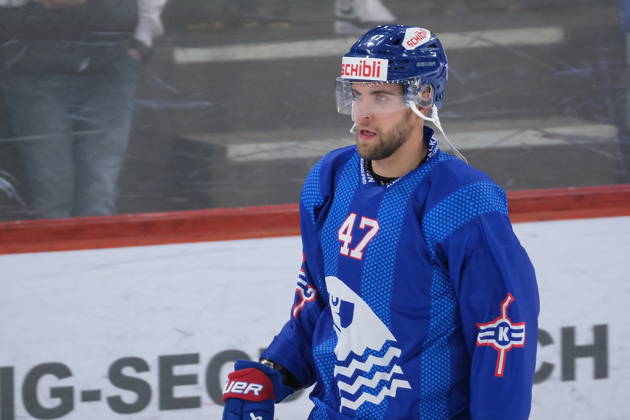 RECORD DATE NOT STATED Swiss Ice hockey, Eishockey - EHC Kloten vs Lausanne Hockey - EHC Kloten Forward Joona Luoto (47) Copyright: xx