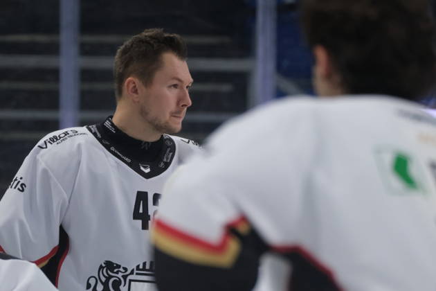 RECORD DATE NOT STATED Swiss Ice hockey, Eishockey - EHC Kloten vs Lausanne Hockey - Lausanne Forward Curtis Lazar (TS 42) Copyright: xx