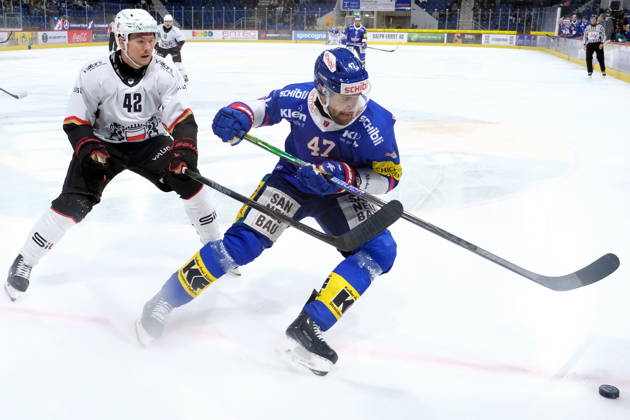 RECORD DATE NOT STATED Swiss Ice hockey, Eishockey - EHC Kloten vs Lausanne Hockey - EHC Kloten Forward Joona Luoto (47) Copyright: xx