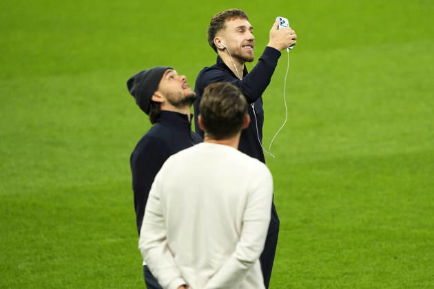 REAL MADRID CF v RB LEIPZIG. CHAMPIONS LEAGUE 2026 2027. ROUND 3. RB Leipzig s Maxime Esteve during walk around in Santiago Bernabeu Stadium after raining session prior to the Champions League round 3 match against Real Madrid CF. October 20 2026. (ALTERPHOTOS Acero) MadridSpain Copyright: xAcerox