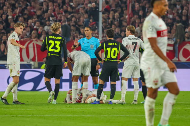 20.10.26 VfB Stuttgart - Atletico Madrid Deutschland, Stuttgart, 20.10.2026, Fussball, UEFA Champions League, Saison 2026 2027, VfB Stuttgart - Atletico Madrid: Morten Hjulmand (Atletico Madrid); rote Karte.