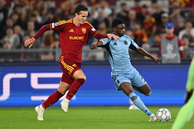 AS Roma v SK Slovan Bratislava - UEFA Champions League 2026 27 League Phase MD3 Daniele Ghilardi of A.S. Roma and Suleiman Camara of S.K. Slovan Bratislava are in action during the UEFA Champions League phase day 3 football match between A.S. Roma and S.K. Slovan Bratislava at the Olympic Stadium in Rome, Italy, on October 20, 2026. Rome Italy Italy  Copyright: xDomenicoxCippitellix originalFilename:cippitelli-asromavs261020_npKxs.jpg
