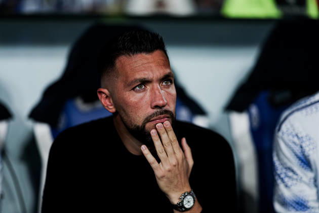 FC Porto v PSV Eindhoven - UEFA Champions League 2026 27 League Phase MD3 Francesco Farioli, head coach of FC Porto, is pictured during the UEFA Champions League 2026 27 League Phase Matchday 3 match between FC Porto and PSV at Estadio do Dragao in Porto, Portugal, on October 20, 2026. porto Porto Portugal  Copyright: xLuisxEirasx originalFilename:eiras-uefacham261020_nplsF.jpg