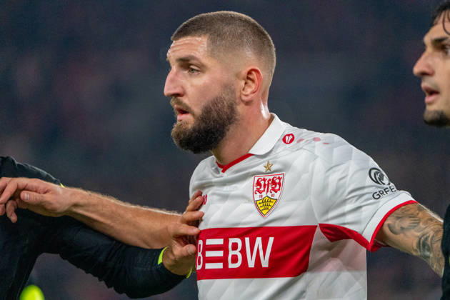 Jeff Chabot (VfB Stuttgart, 24) seen during UEFA Champions League 2026 2027 league phase game between teams of VfB Stuttgart and Atletico Madrid (Pia Schindler Ball Raw Images) Stuttgart MHP Arena Germany Copyright: xPiaxSchindlerx piaschindler_vfbstuttgart_atletico_2627_00018