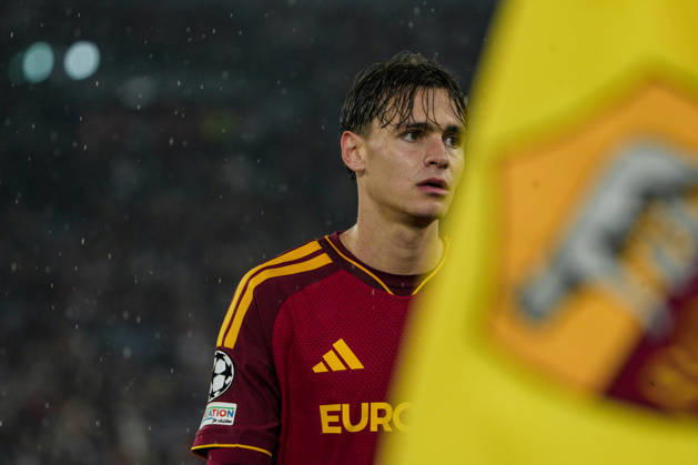 IPA89965265 - Niccolo Pisilli of AS Roma during the AS Roma vs. Slovan Bratislava UEFA Champions League soccer match in Rome, Italy, on October 20, 2026  Copyright: xRaffaelexConti IPAxSportx xx IPA89965265 IPA89965265