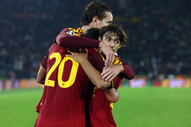 SOCCER - UEFA Champions League - AS Roma vs. Slovan Bratislava Photo by IPA ABACAPRESS.COM89963790 - Rome, Italy - October 20, 2026: Nahuel Molina (right back) of AS Roma scores the goal to make it 2-0 and celebrates with the team during the 2026-2027 UEFA Champions League soccer match between AS Roma and SLOVAN BRATISLAVA at the Olympic Stadium in Rome. Roma Italy  Copyright: xIPAxSport ABACAx
