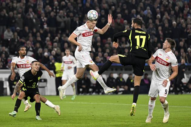 STUTTGART - (lr) Dzenan Pejcinovic of VFB Stuttgart, David Hancko of Atletico Madrid during the UEFA Champions League match between VFB Stuttgart and Atletico Madrid at Stadion MHP Arena on 20 October 2026 in Stuttgart, Germany. ANP UEFA Champions League 2026 27 xVIxANPxSportx xGerritxvanxKeulenxIVx 573110773 originalFilename: 573110773.jpg