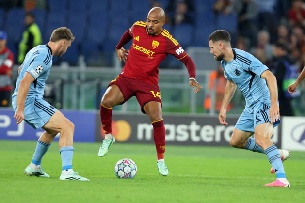 SOCCER - UEFA Champions League - AS Roma vs. Slovan Bratislava Photo by IPA ABACAPRESS.COM89964406 - Rome, Italy - October 20, 2026: Donyell Malen (center forward) of AS Roma and Kenan Bajric (center back) of SK Slovan Bratislava in action during a 2026-2027 UEFA Champions League soccer match between AS Roma and SLOVAN BRATISLAVA at the Olympic Stadium in Rome. Roma Italy  Copyright: xIPAxSport ABACAx