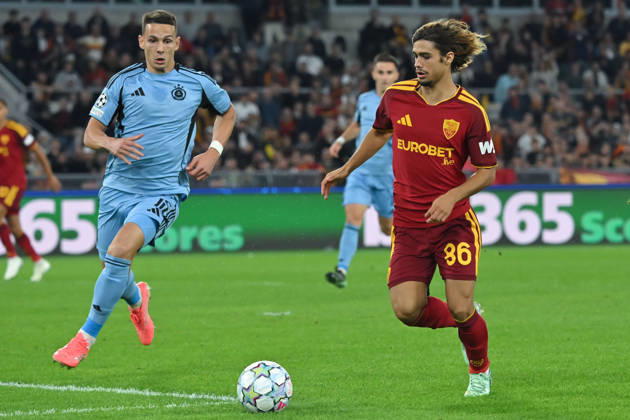 IPA89968027 - Svetozar Markovic of Slovan Bratislava and Rodrigo Mora of Roma during the Champions League group stage Matchday 3 game between Roma and Slovan Bratislava at the Stadio Olimpico. Rome (Italy), October 20, 2026 Mattia Vian  Copyright: xMattiaxVian IPAxSportx xx IPA89968027 IPA89968027