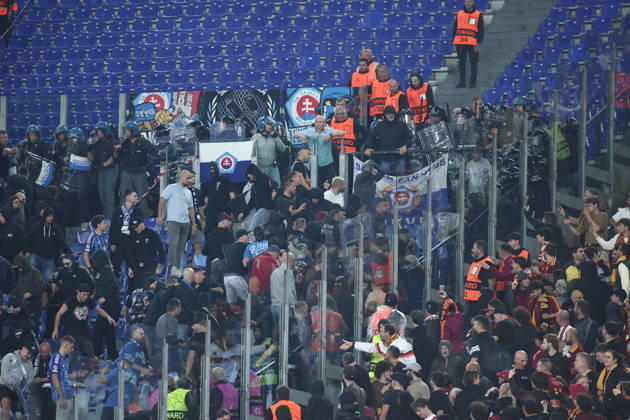 SOCCER - UEFA Champions League - AS Roma vs. Slovan Bratislava Photo by IPA ABACAPRESS.COM89965696 - Clash between police and Slovan Bratislava fans during the 2026–2027 UEFA Champions League match between A.S. Roma and Slovan Bratislava at the Stadio Olimpico in Rome, Italy. Rome Italy  Copyright: xIPAxSport ABACAx