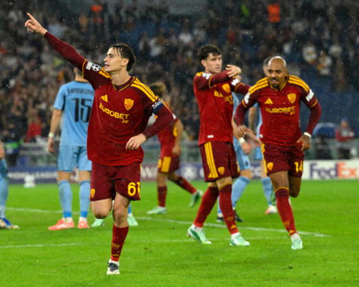 (261021) -- ROME, Oct. 21, 2026 -- Roma s Niccolo Pisilli (L) celebrates his goal during the UEFA Champions League football match between Roma and Slovan Bratislava in Rome, Italy, Oct. 20, 2026. (Photo by Xinhua) (SP)ITALY-ROME-FOOTBALL-UEFA CHAMPIONS LEAGUE-ROMA VS SLOVAN BRATISLAVA AlbertoxLingria 