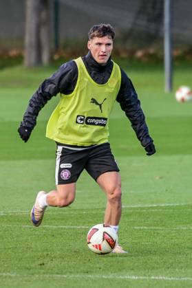 Arkadiusz Pyrka ( Pauli ) am Ball Deutschland , Hamburg , Trainingsgelände an der Kollaustrasse , Fussball , 2. Bundesliga , FC St Pauli