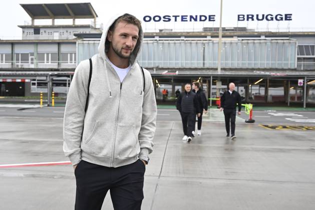SC Braga v KAA Gent - UEFA Conference League Media Activities 21 10 2026 OOSTENDE, BELGIUM - OCTOBER 21 : Van Der Heyden Siebe defender of KAA Gent pictured at the Oostende airport before departure for the UEFA Conference League 2026 27 League Phase matchday 2 match between SC Braga and KAA Gent on October 21, 2026 in Oostende, Belgium, 21 10 2026 Oostende Belgium Copyright: xNicoxVereeckenx