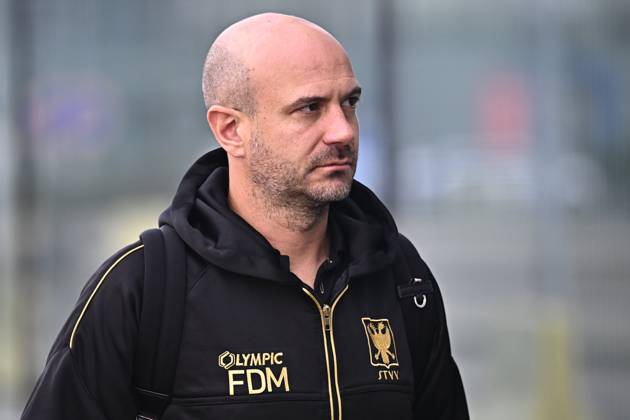 FC Midtjylland v Sint-Truidense VV - UEFA Conference League Media Activities 21 10 2026 LIEGE, BELGIUM - OCTOBER 21 : De Meyer Frederic head coach of Sint-Truidense VV pictured at the Liege airport before departure for the UEFA Conference League 2026 27 League Phase matchday 2 match between FC Midtjylland and Sint-Truidense VV on October 21, 2026 in Liege, Belgium, 21 10 2026 Liege Belgium Copyright: xTomasxSiskx