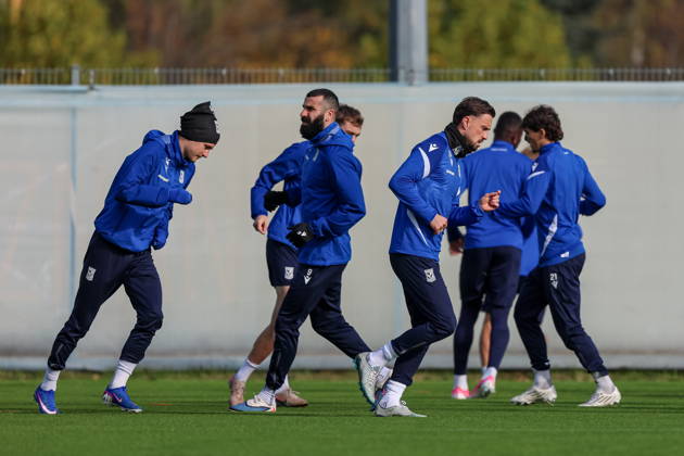 2026.10.21 Poznan Pilka nozna UEFA Liga Europy faza ligowa sezon 2026 2027 Trening Lech Poznan przed meczem z AFC Sunderland N z Leo Bengtsson Mikael Ishak Filip Jagiello Foto Pawel Jaskolka PressFocus 2026.10.21 Poznan Football Europa League League Phase 2026 2027 Lech Poznan training session before AFC Sunderland game Credit: Pawel Jaskolka PressFocus NEWSPIX.PL --- newspix.pl 