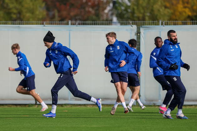 2026.10.21 Poznan Pilka nozna UEFA Liga Europy faza ligowa sezon 2026 2027 Trening Lech Poznan przed meczem z AFC Sunderland N z Leo Bengtsson Daniel Hakans Mikael Ishak Foto Pawel Jaskolka PressFocus 2026.10.21 Poznan Football Europa League League Phase 2026 2027 Lech Poznan training session before AFC Sunderland game Credit: Pawel Jaskolka PressFocus NEWSPIX.PL --- newspix.pl 