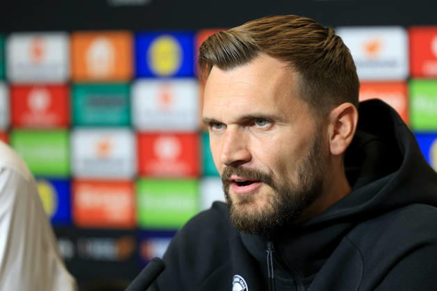 SOCCER - UEFA EL, Sturm vs Marseille GRAZ,AUSTRIA,21.OCT.26 - SOCCER - UEFA Europa League, SK Sturm Graz vs Olympique de Marseille, preview, press conference, PK, Pressekonferenz Sturm. Image shows head coach Fabio Ingolitsch (Sturm).  GEPAxpictures xMarioxBuehner-Weinrauch
